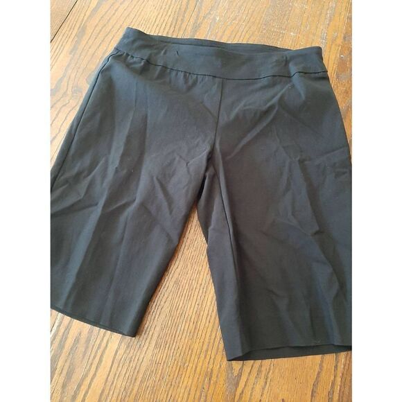 Size 10 Zac & Rachel Black Mid Rise Slip On Stretch Shorts - Picture 1 of 4